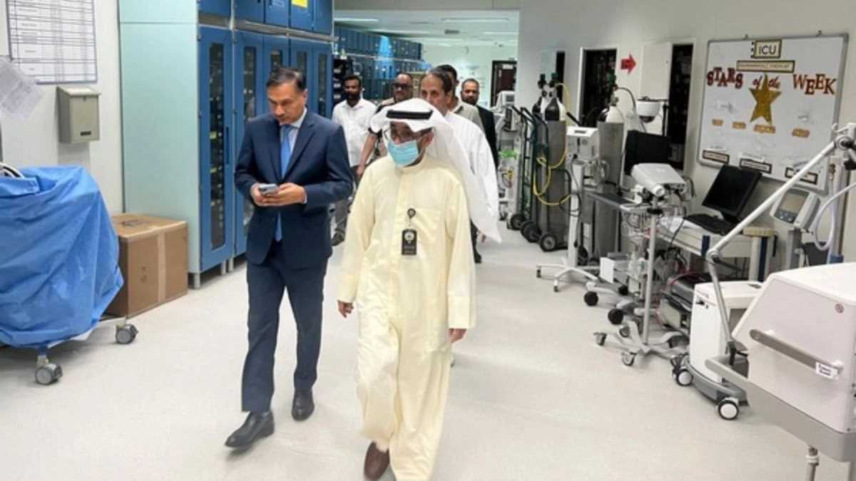 कुवैत में इमारत में लगी आग, भारतीय राजदूत ने अस्पताल में घायलों से की मुलाकात